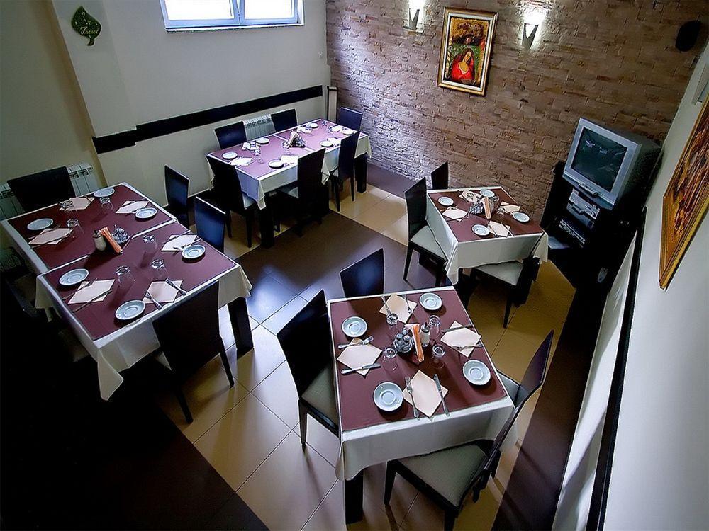 Villa Forest Belgrád Kültér fotó